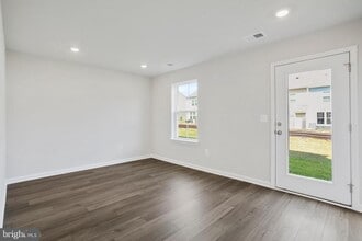 Building Photo - 133 Kinkade Ct