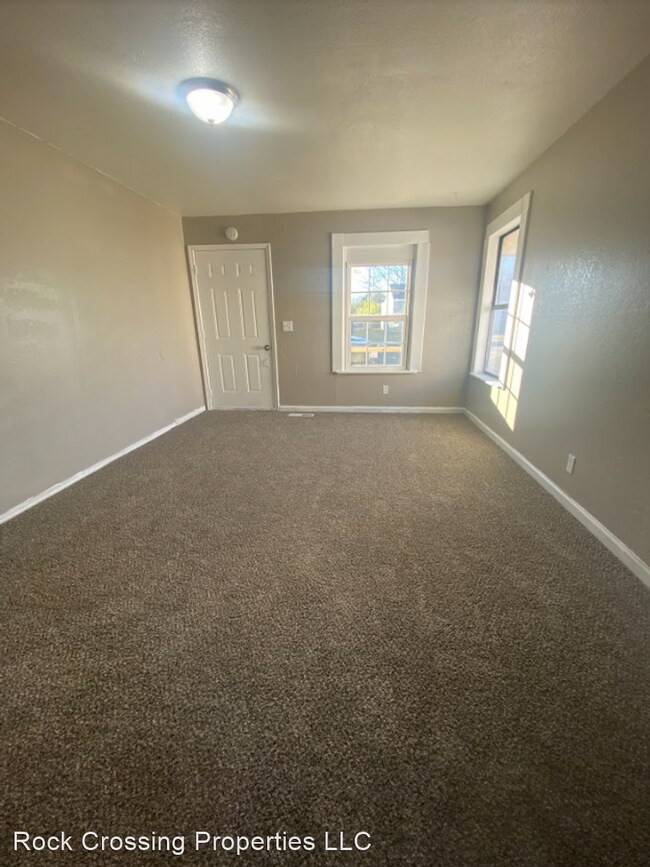 Foto del edificio - 4 br, 1 bath House - 419 E. Jarman