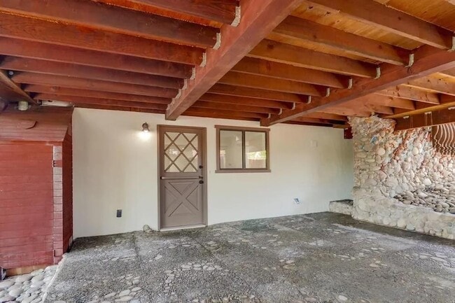 Building Photo - 5732 Adams Ave