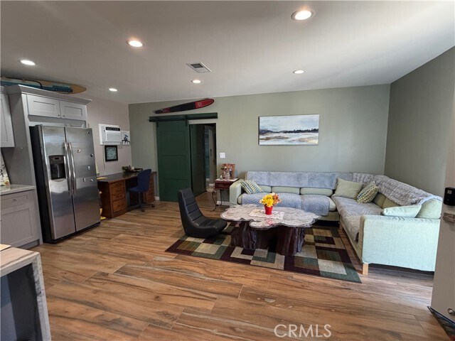 Foto del edificio - 18421 E Cypress St