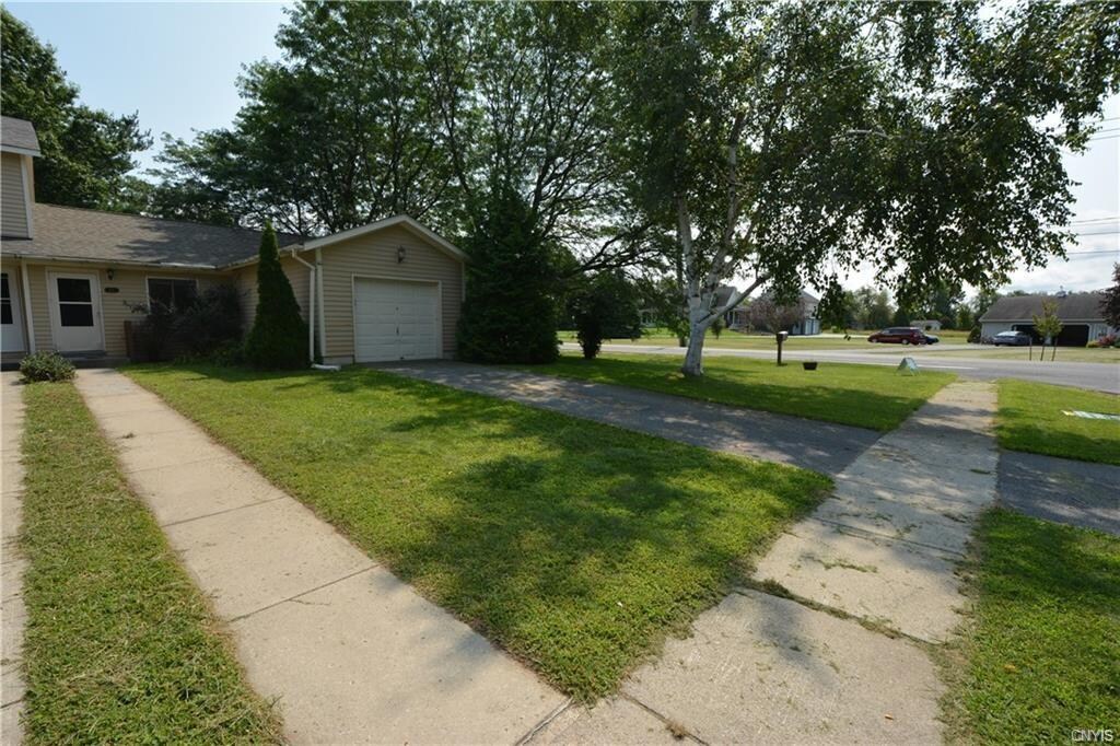 Primary Photo - 100 MillCreek Ln