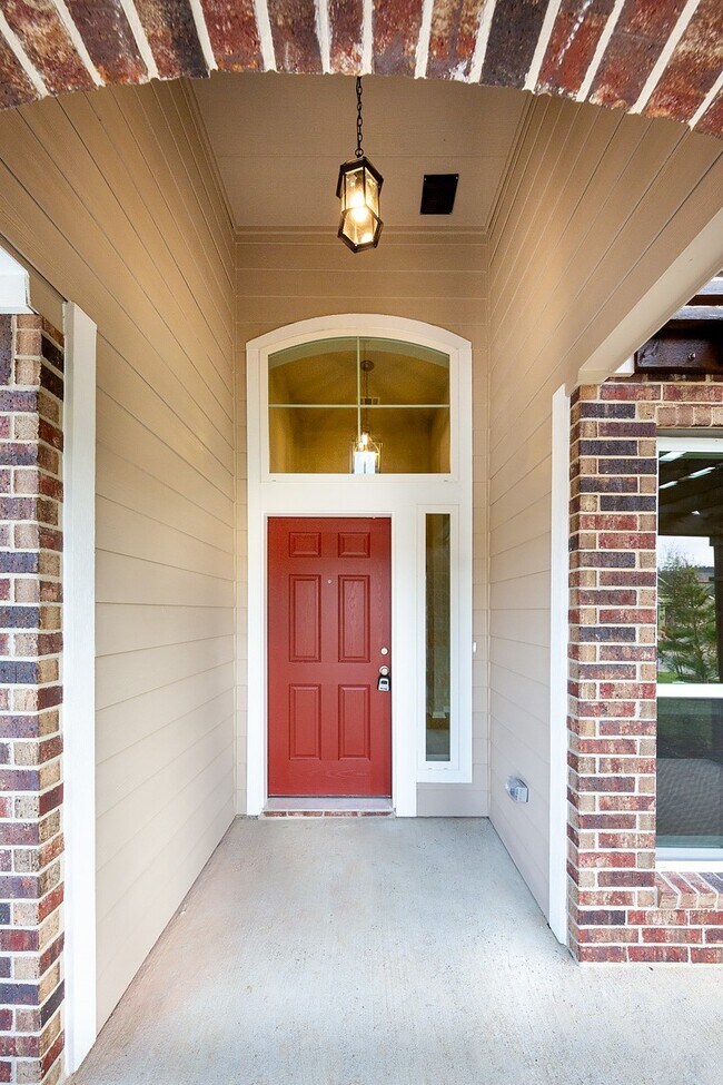 Building Photo - 3526 Pinevale Ct