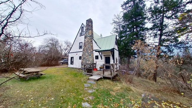 Foto del edificio - 632 1st Ave E