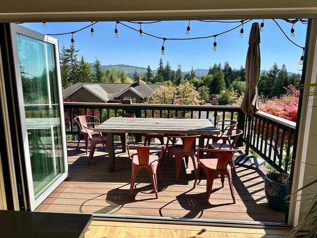 Foto del edificio - Bellingham 4 Bedroom