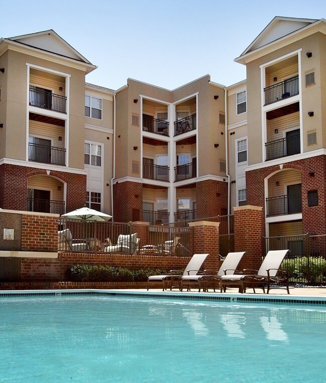 13957 Mansarde Ave Unit 417, Herndon, VA 20171 Apartment