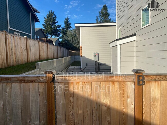 Foto del edificio - 5811 27th St NE