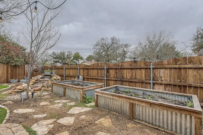 Building Photo - 11519 Fast Horse Dr