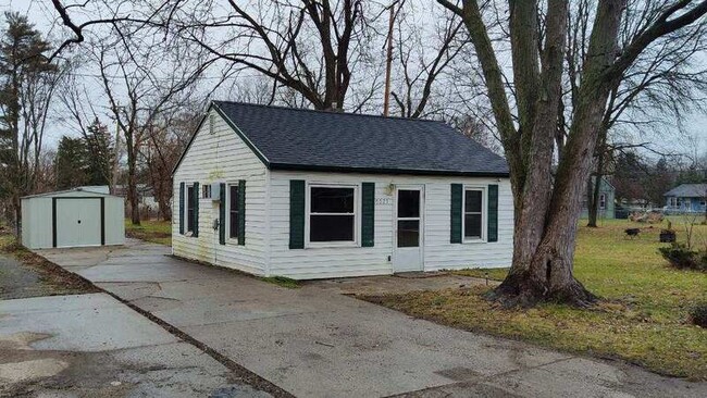 Building Photo - 5021 Christiansen Rd