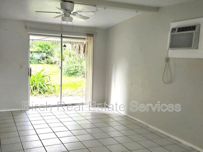 Foto del edificio - 6741 Carnelian Duplex