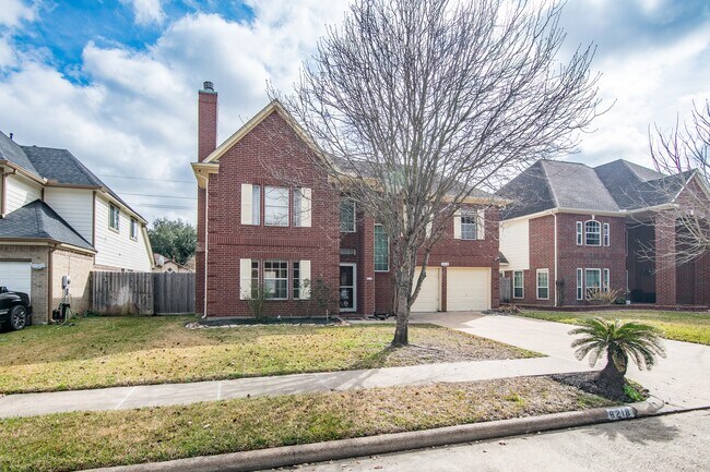 Foto del edificio - 6218 Summerville Ln