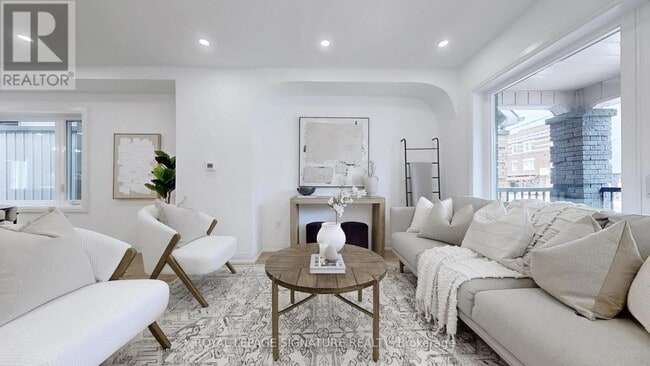 Photo du bâtiment - 914 Broadview Ave