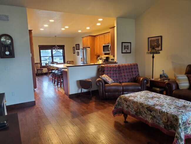 Foto del edificio - 73 Wind River Dr