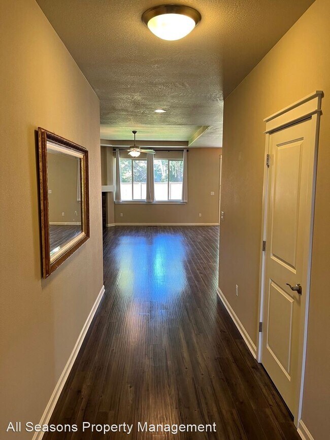 Building Photo - 3 br, 2 bath House - 3622 Birddog Dr.