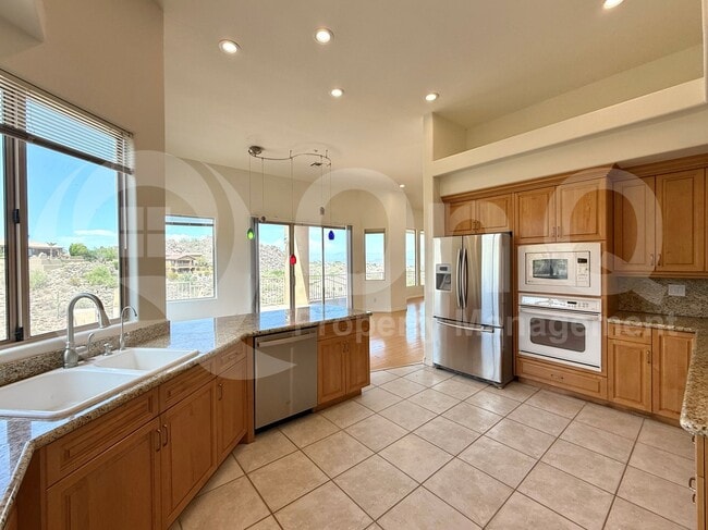 Building Photo - 15104 E Ridgeway Dr
