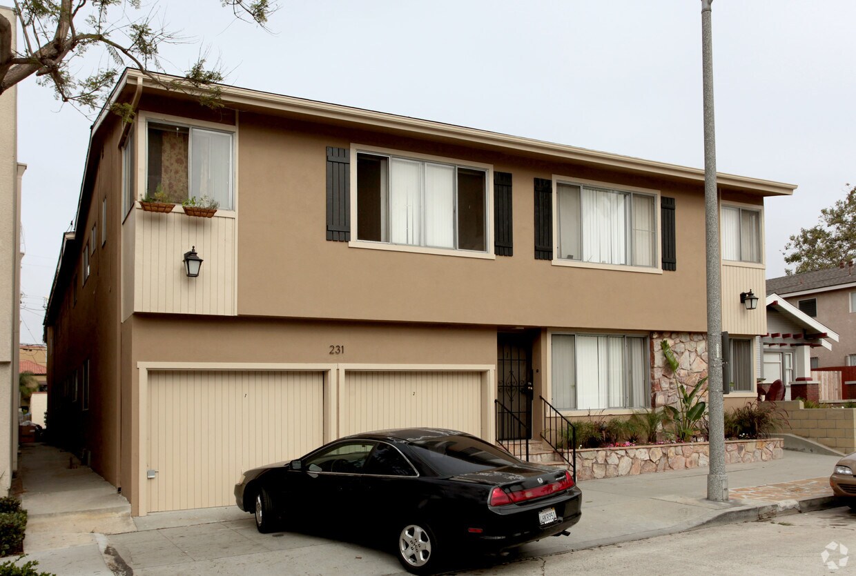 Foto del edificio - 231 Grand Ave