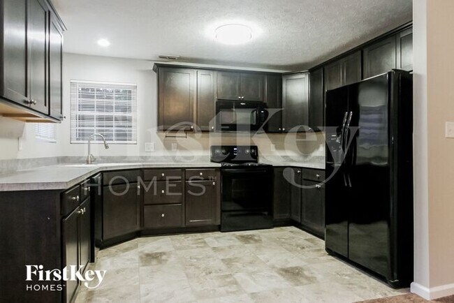 Building Photo - 6734 Dunsany Ct
