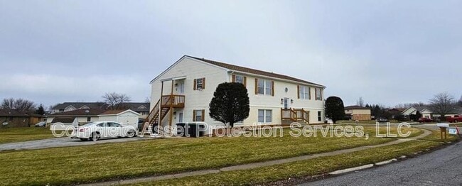 Building Photo - 5930 Fiesta Ave