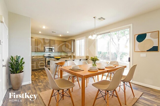 Foto del edificio - 10712 Silver Pyramid Ct