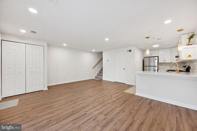 Foto del edificio - 9287 Chadburn Pl