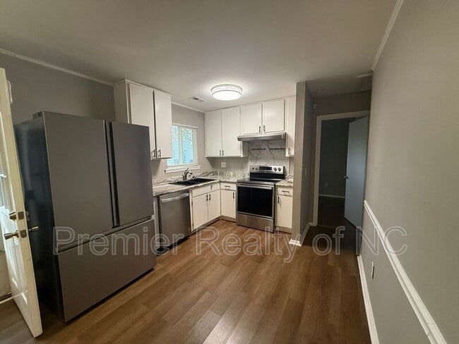 Foto del edificio - 2906 Navajo Ave