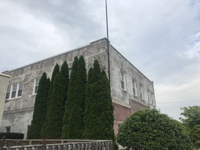 Building Photo - 415 Griswold St