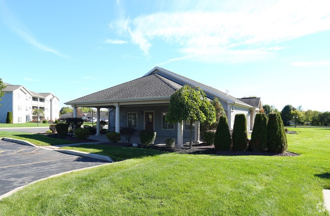 Building Photo - Ravada Hill Apartments