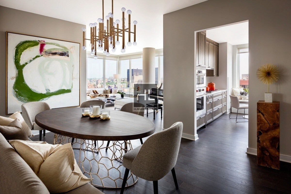 Foto principal - East 92nd Street