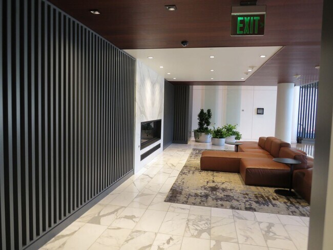 Foto del edificio - Bellevue Towers-Heart of Downtown Bellevue...