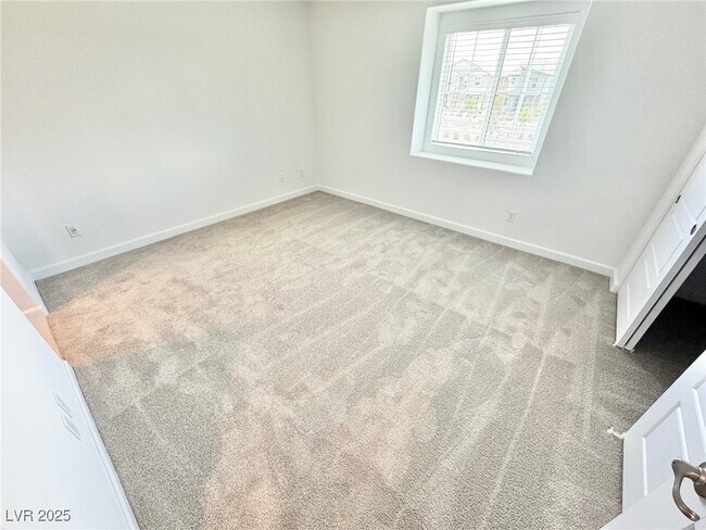 Foto del edificio - 937 Jigglypuff Pl