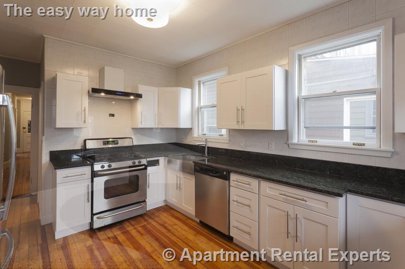 Primary Photo - 38 Cherry St