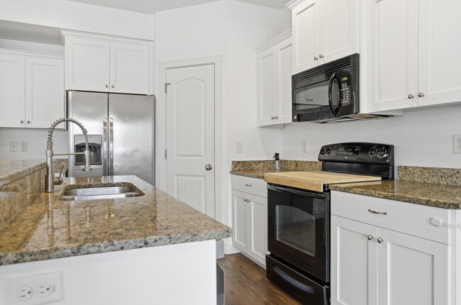 Foto del edificio - 1259 SilverCrest Dr