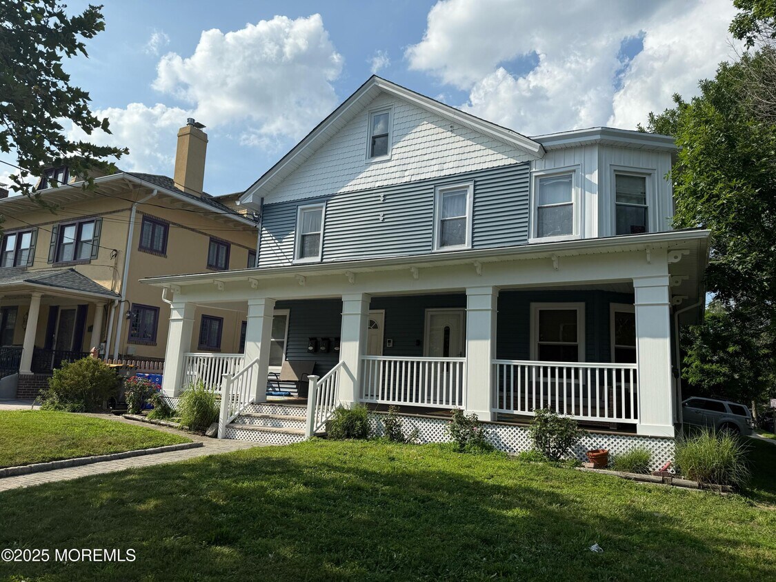 Foto principal - 601 4th Ave