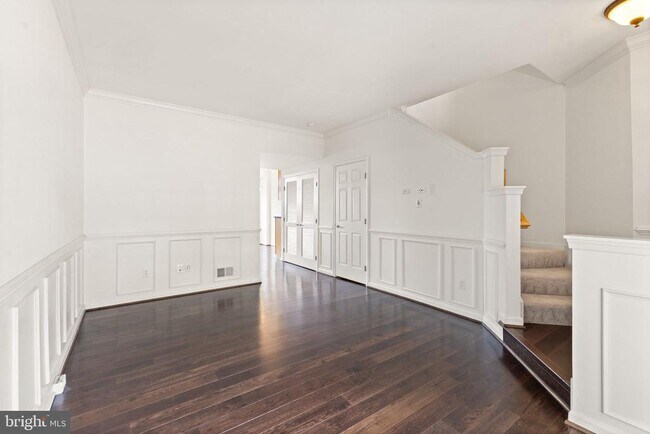 Building Photo - 44479 Watertown Terrace
