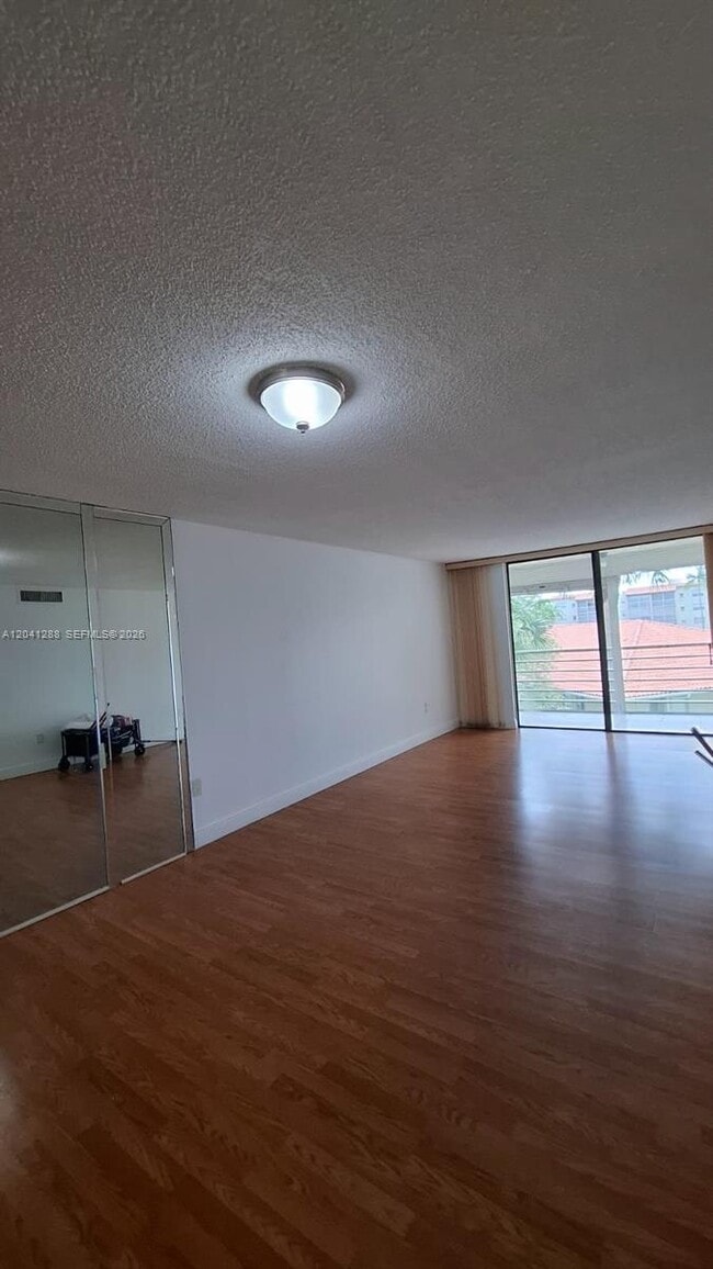 Foto del edificio - 1830 SW 81st Ave