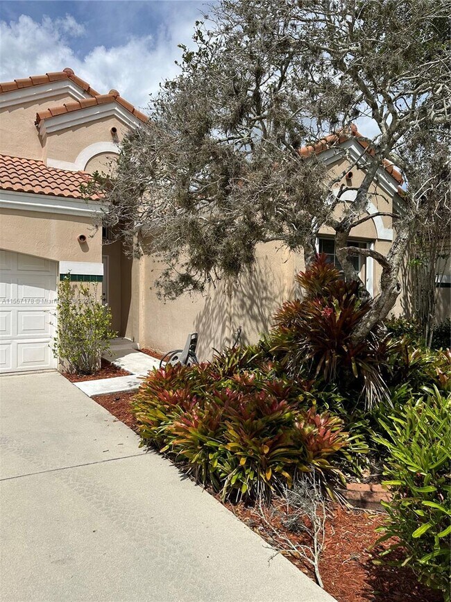 Building Photo - 1414 Harbour Side Dr