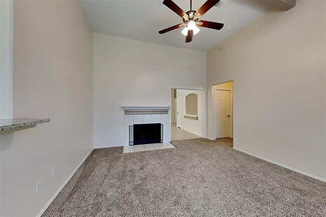 Building Photo - 11622 Curry Ridge Ln