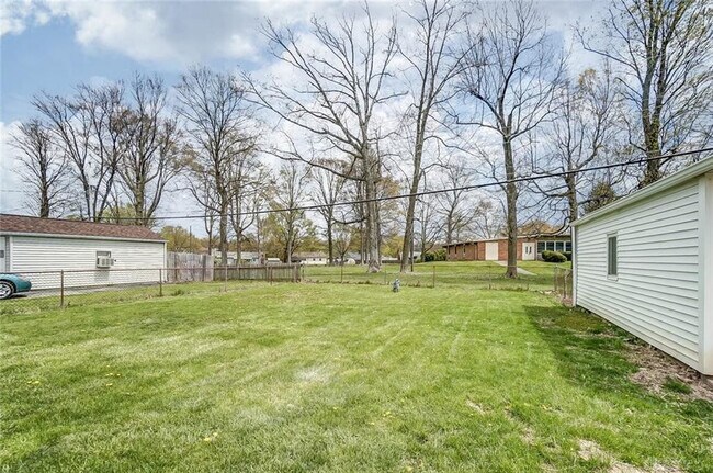 Building Photo - Ghent Ave - Kettering