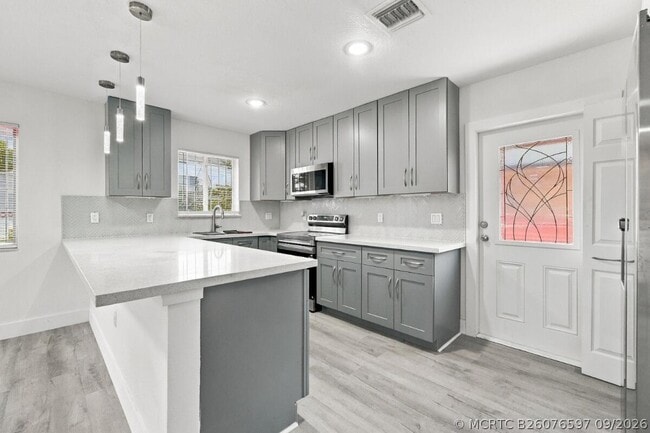 Foto del edificio - 4952 NW 21st Ave