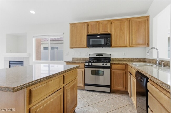 Building Photo - 6670 Cinnabar Coast Ln