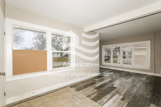 Foto del edificio - 529 E Victoria St