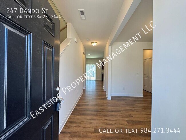 Foto del edificio - 247 Dando St