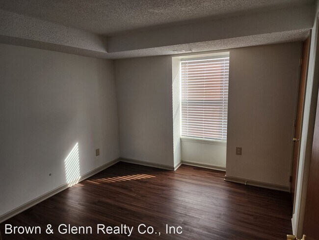 Building Photo - 2 br, 2 bath House - 9501 Shannon Green Dr...