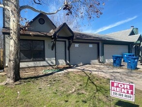 Building Photo - 2547 Corian Glen Dr