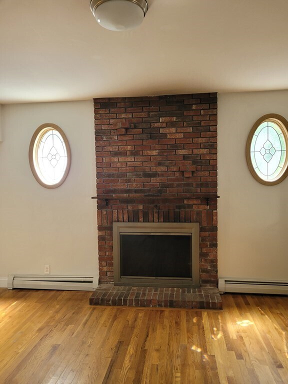 Building Photo - 223 Winter St