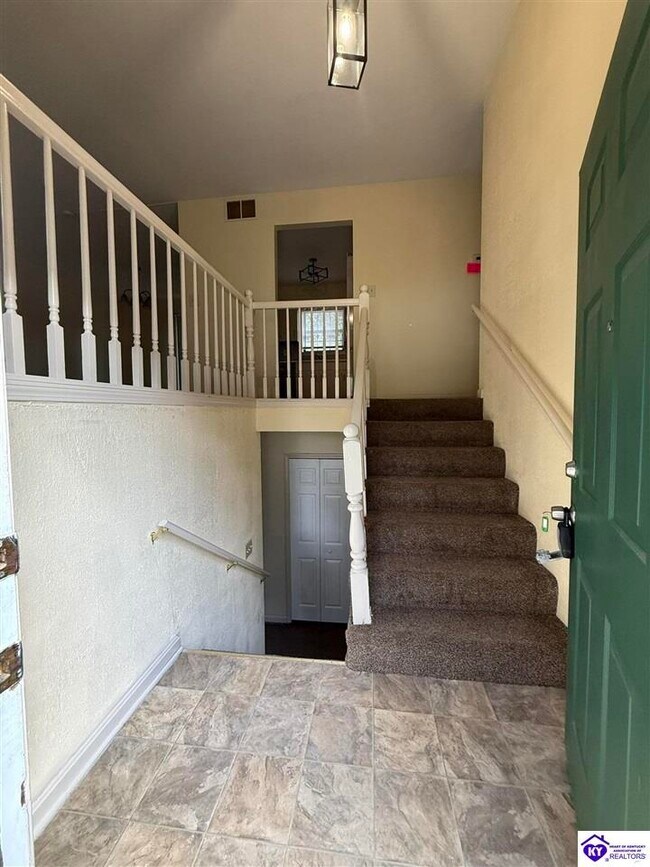 Foto del edificio - 105 Candy Ct