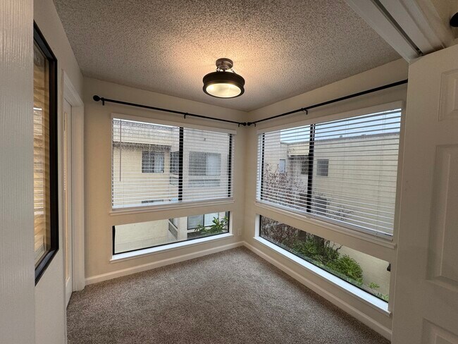 Foto del edificio - 545 Pierce St