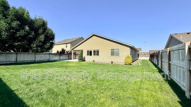 Building Photo - 5709 Sidon Ln