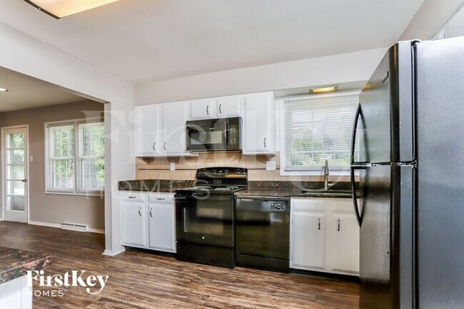 Foto del edificio - 12431 Sparrowwood Dr