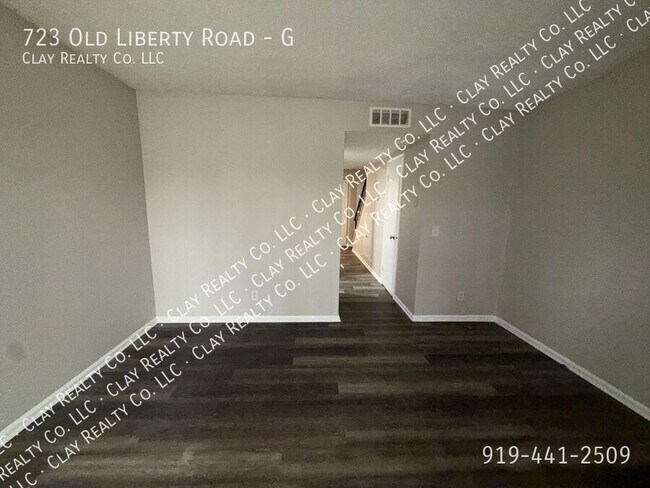 Foto del edificio - 723 Old Liberty Rd