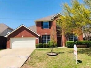 Building Photo - 5916 Summerwood Dr
